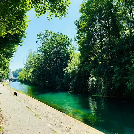 La Maison Du Parc, Charme Et Tranquillite *