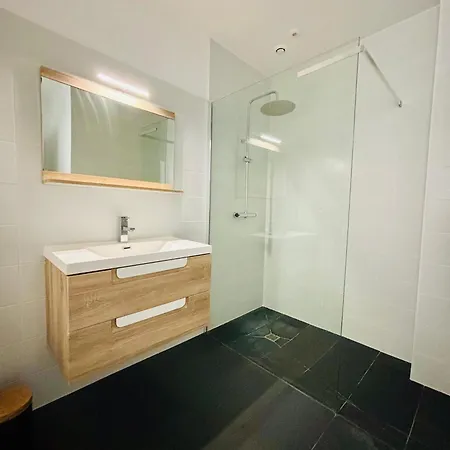 La Maison Du Parc, Charme Et Tranquillite * ניורט