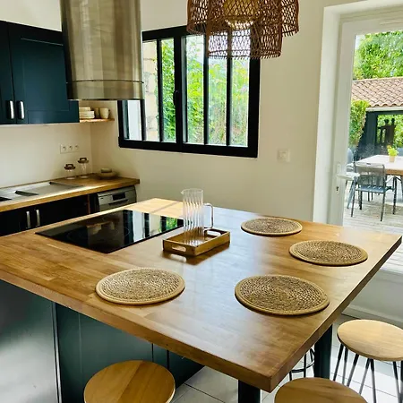 La Maison Du Parc, Charme Et Tranquillite דירה *