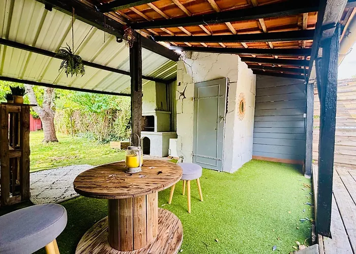 La Maison Du Parc, Charme Et Tranquillite *